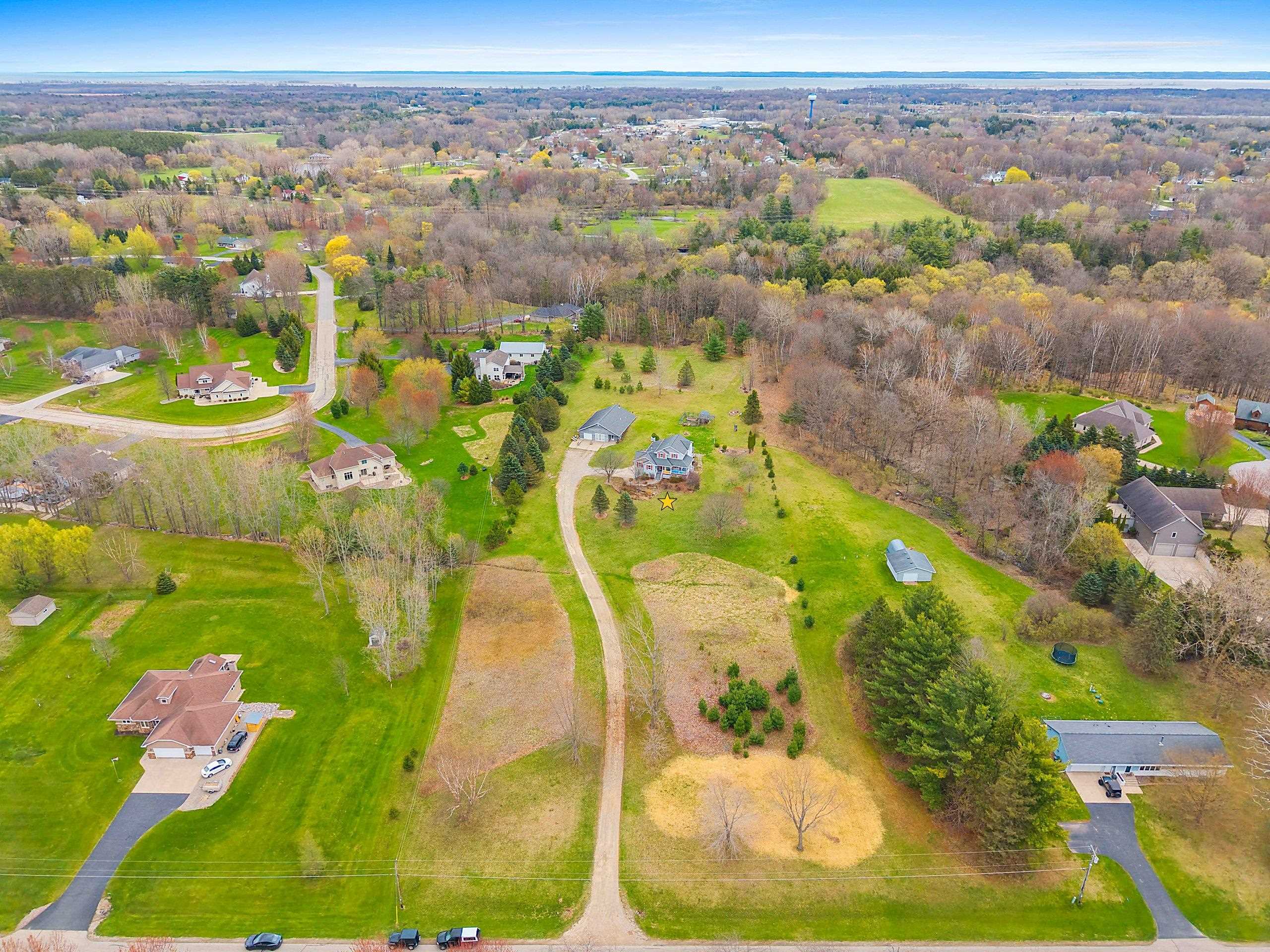 3208 Bridge Road Suamico, WI 54313 - Photo 14 of 51