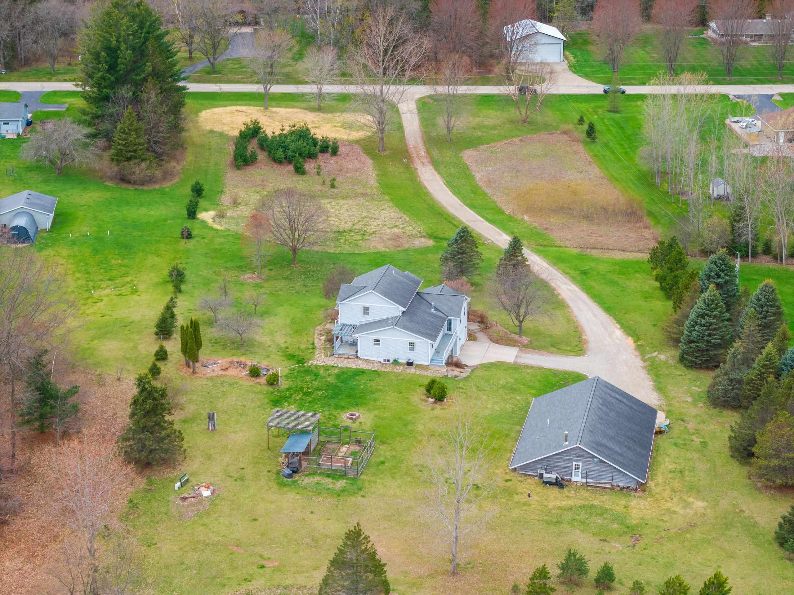 3208 Bridge Road Suamico, WI 54313 - Photo 15 of 51