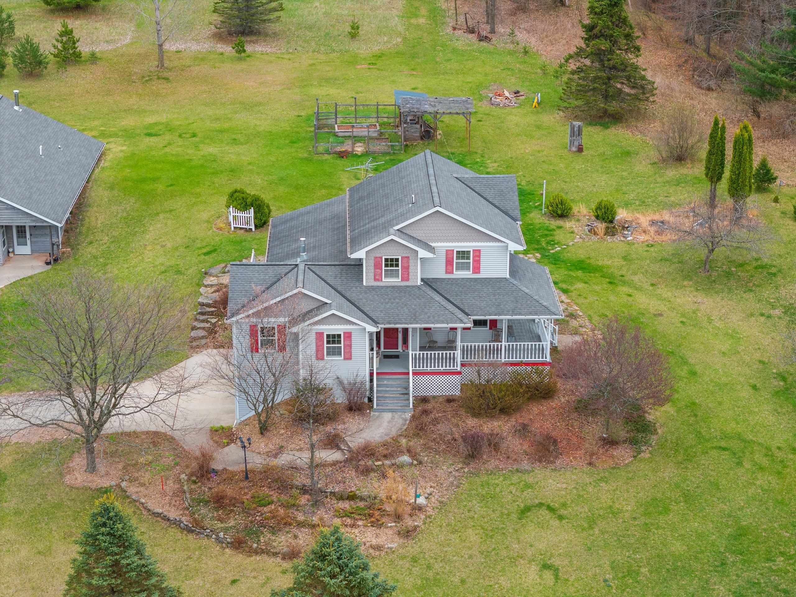 3208 Bridge Road Suamico, WI 54313 - Photo 16 of 51
