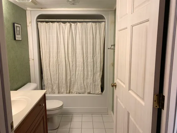 $659,900 | 3208 Bridge Road, Suamico, WI 54313