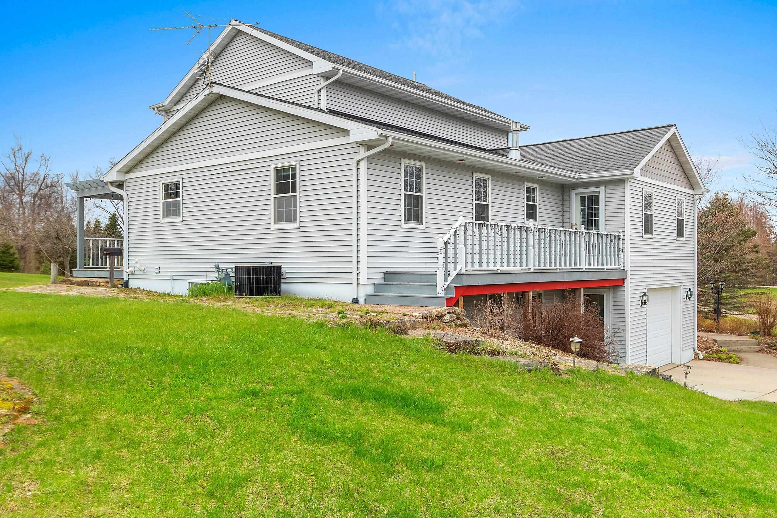 3208 Bridge Road Suamico, WI 54313 - Photo 6 of 51