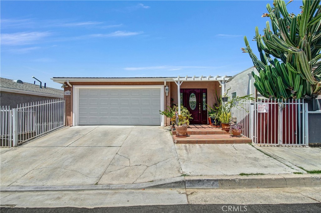 3975 Barrett Road Los Angeles, CA 90032 - Photo 2 of 24 Gallery Image 2