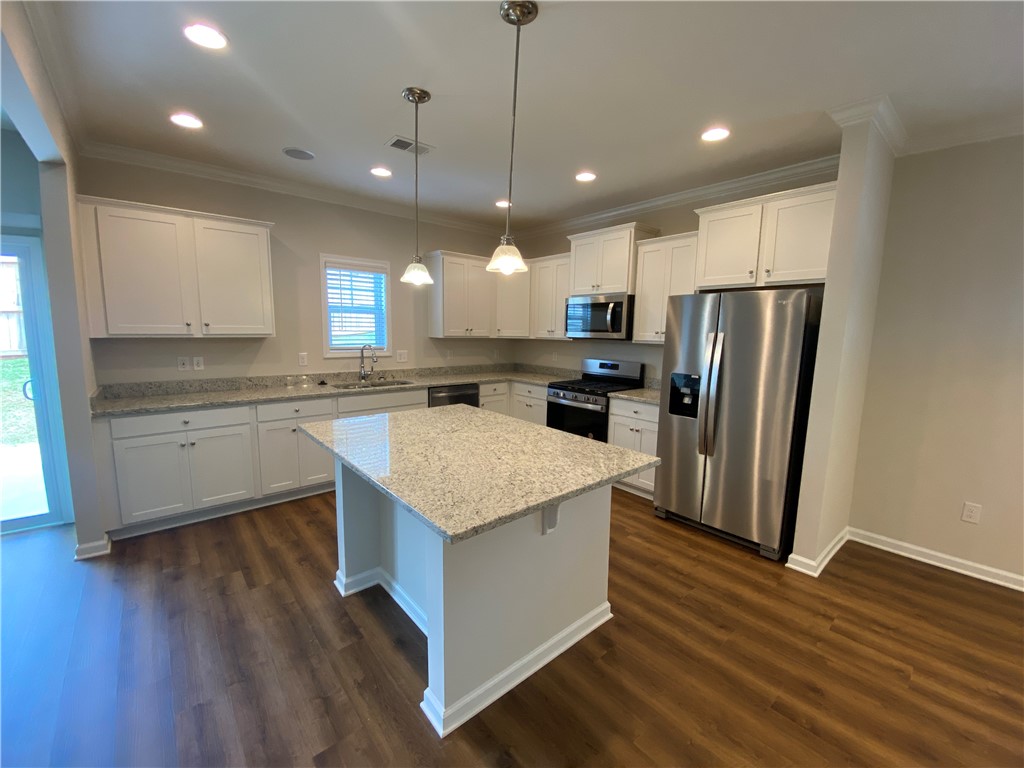 129 Granada Place Seneca, SC 29678 - Photo 8 of 40