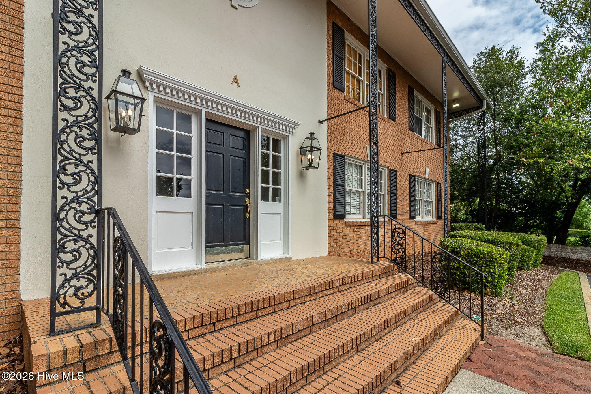 827 Milledge Road, Unit A3 Augusta, GA 30904 - Photo 3 of 35 6-web-or-mls-827 MILLEDGE RD ©-1452
