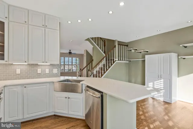 $799,900 | 12025 Edgemere Circle, Reston, VA 20190
