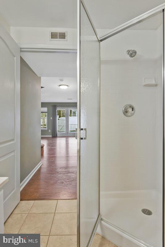 12025 Edgemere Circle Reston, VA 20190 - Photo 34 of 37 a view of a hallway