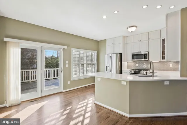 $799,900 | 12025 Edgemere Circle, Reston, VA 20190