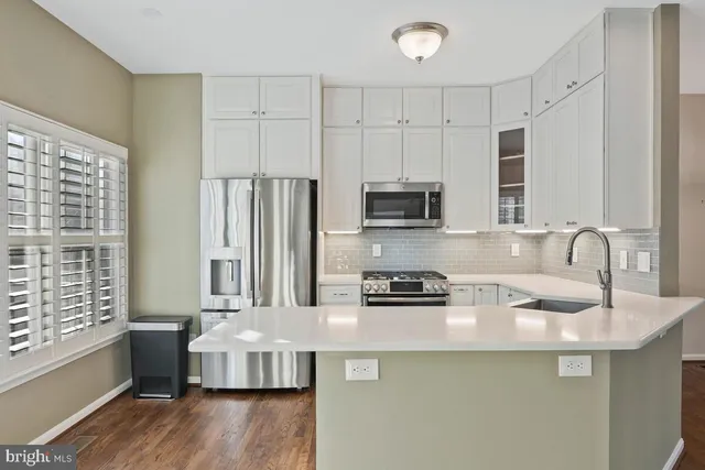 $799,900 | 12025 Edgemere Circle, Reston, VA 20190