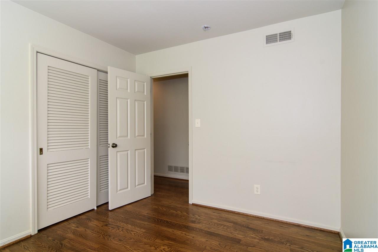 3705 Forest Run Road Birmingham, AL 35223 - Photo 31 of 36