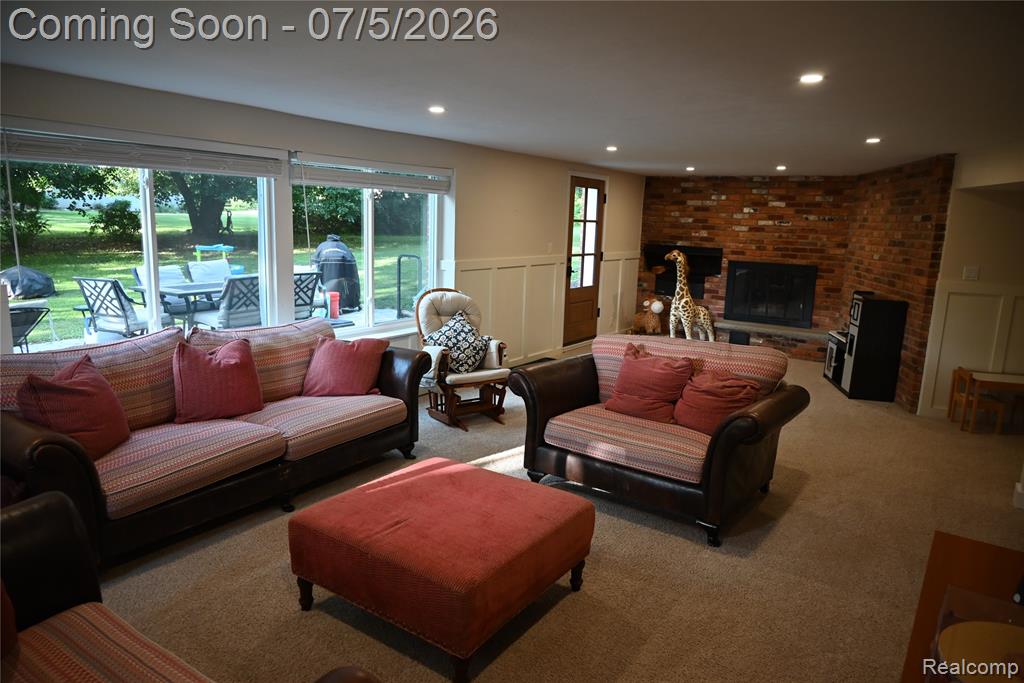 917 South Reading Road Bloomfield Hills, MI 48304 - Photo 14 of 41