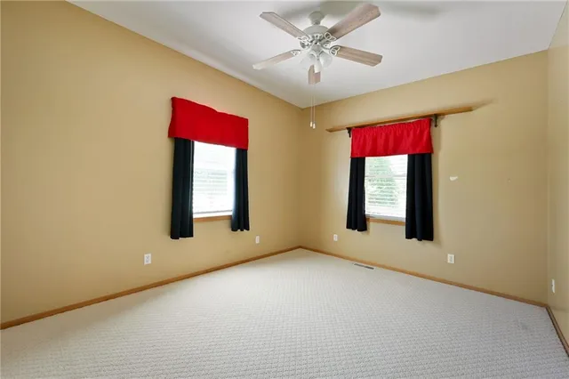 $699,900 | 36404 East County Line Road, Lone Jack, MO 64070