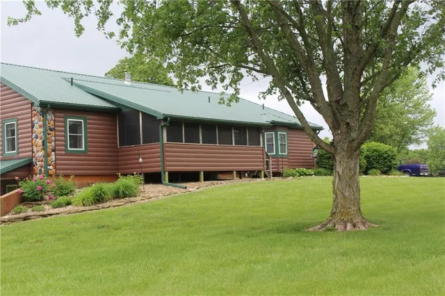 $699,900 | 36404 East County Line Road, Lone Jack, MO 64070