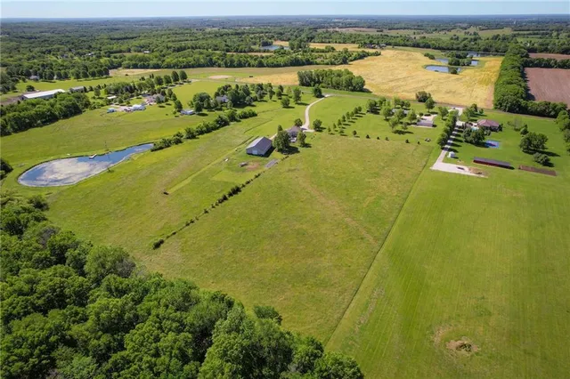 $699,900 | 36404 East County Line Road, Lone Jack, MO 64070