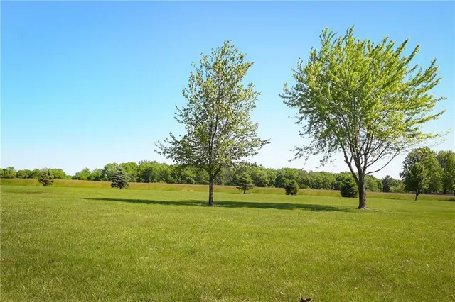$699,900 | 36404 East County Line Road, Lone Jack, MO 64070