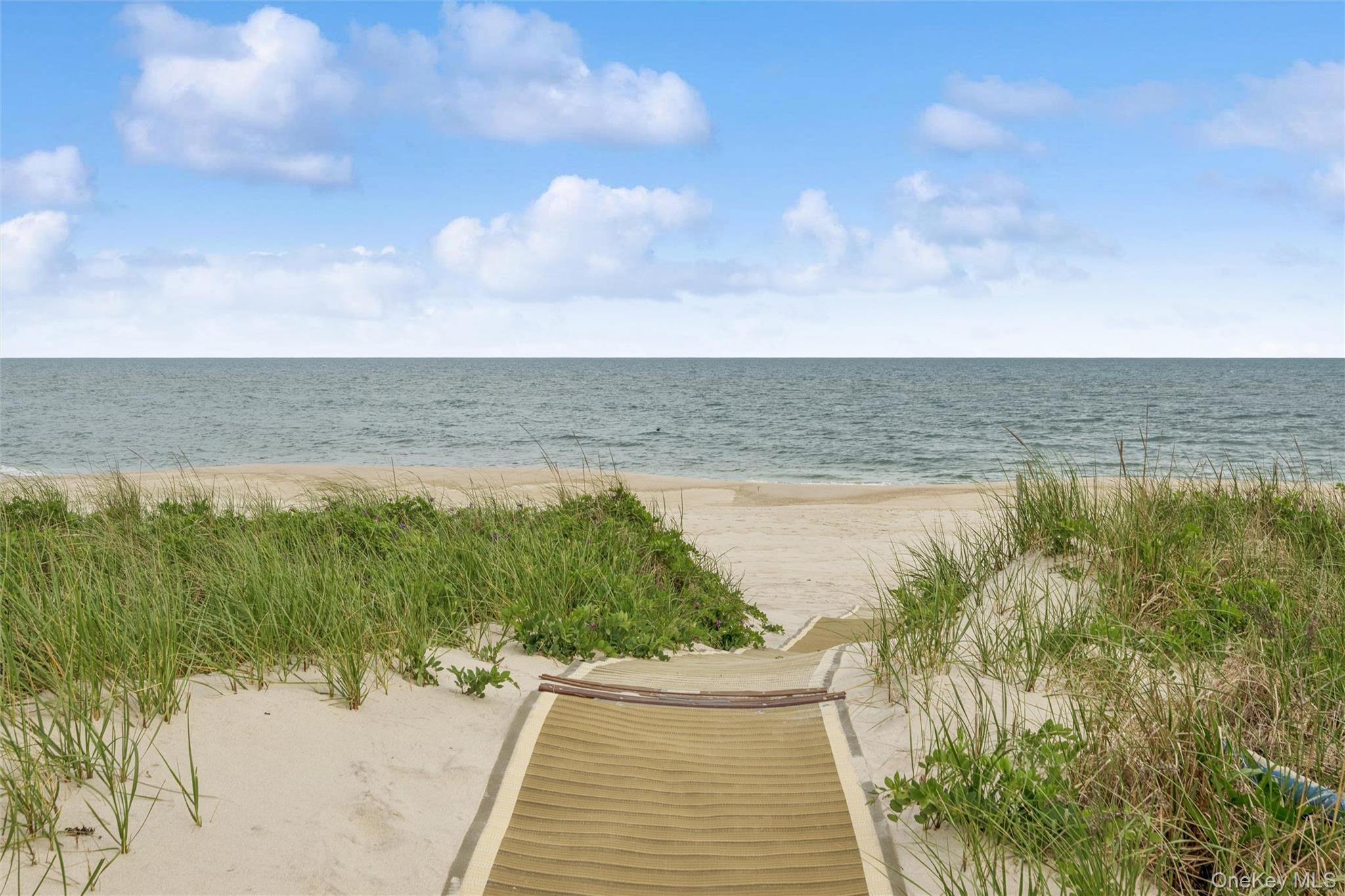 281 Dune Road, Unit 17B Westhampton Beach, NY 11978 - Photo 4 of 25