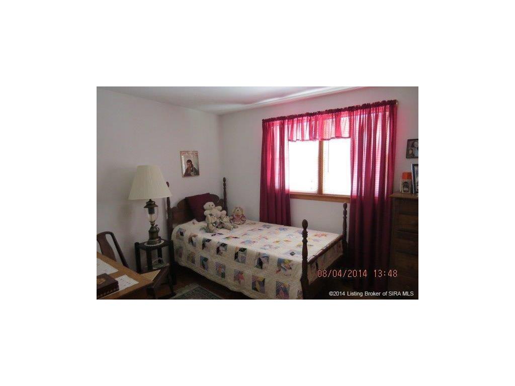 892 Georgetown-Lanesville Road Georgetown, IN 47122 - Photo 24 of 49