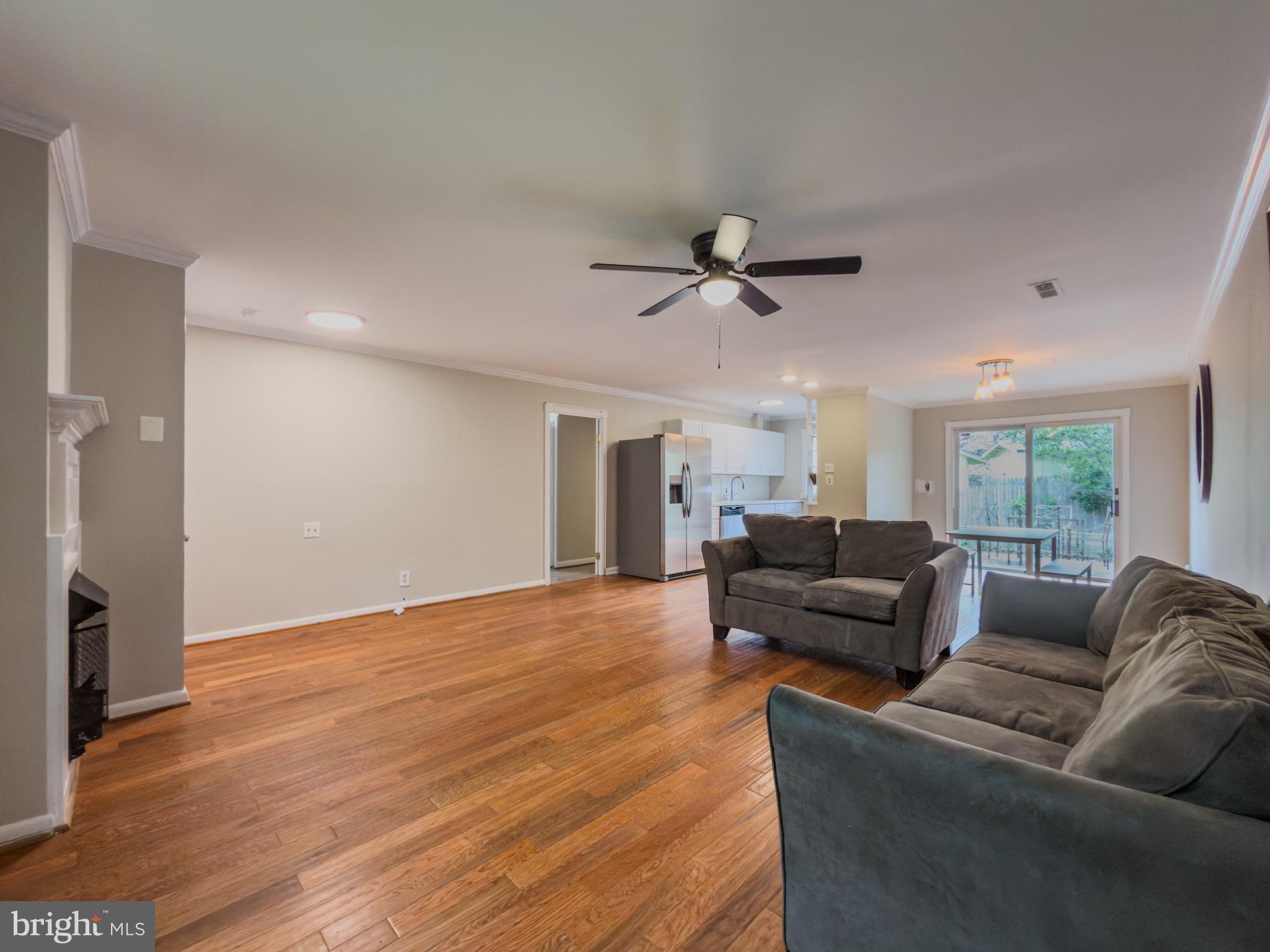 14900 Hydrus Road Silver Spring, MD 20906 - Photo 10 of 30 Spacious living area with natural light.