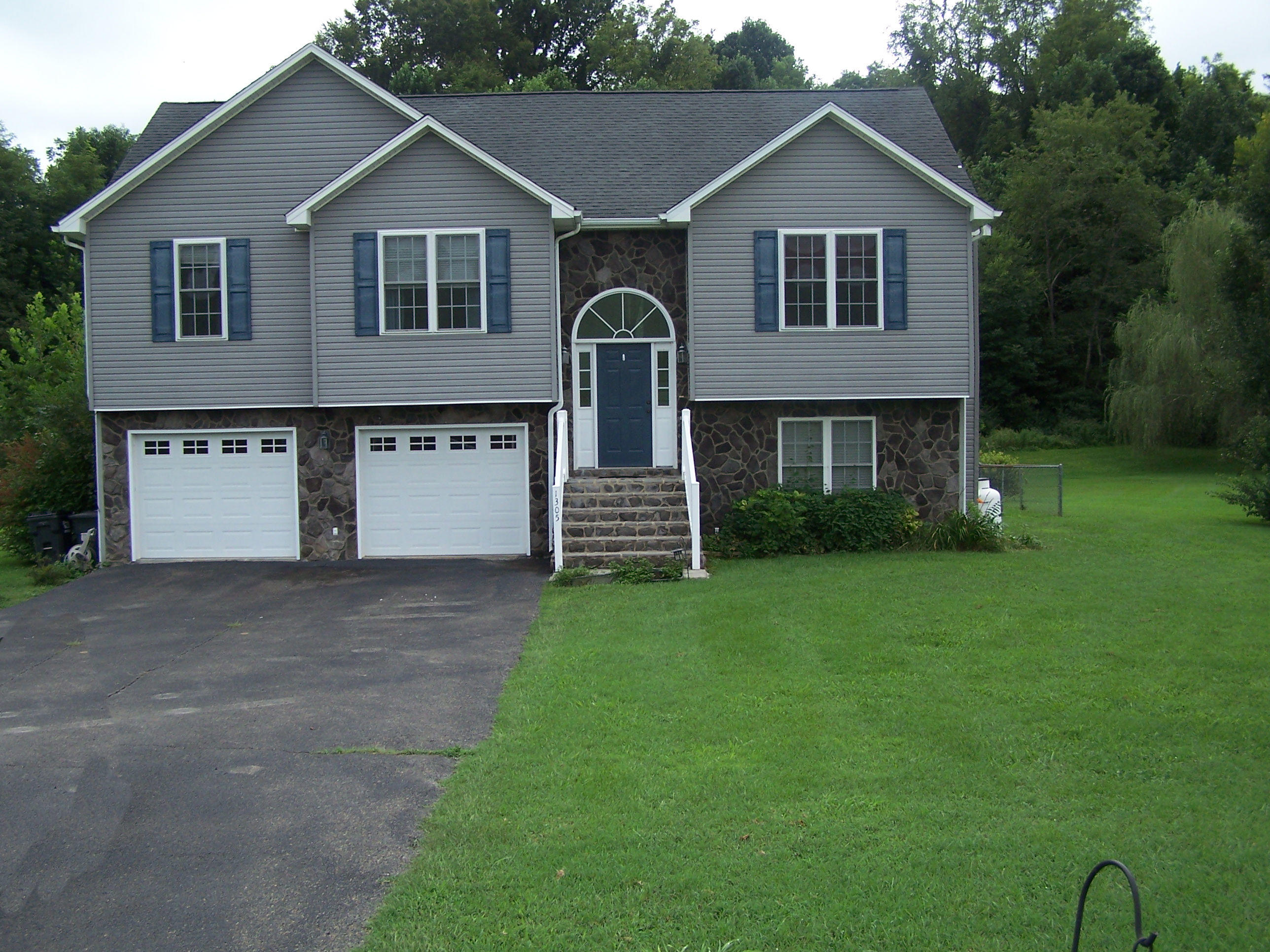 1305 Prease Road Buchanan, VA 24066 - Photo 1 of 36 Main Front