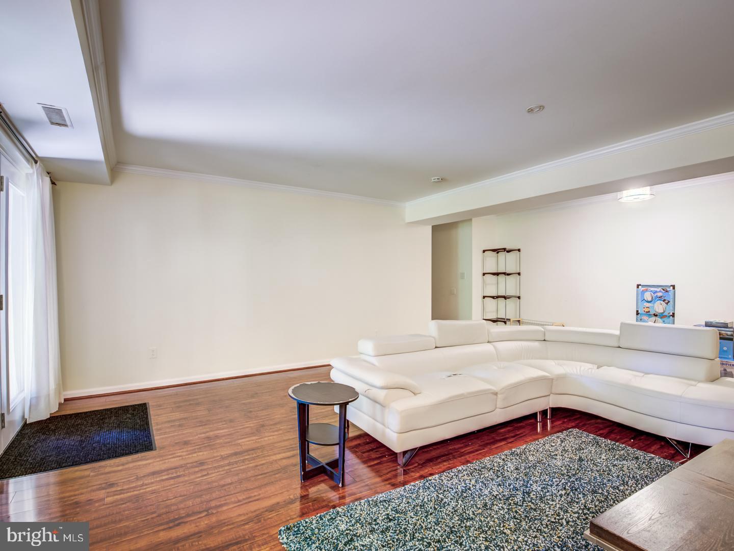 1633 Wrightson Drive McLean, VA 22101 - Photo 17 of 69