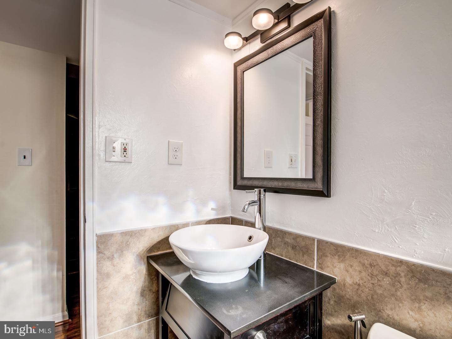 1633 Wrightson Drive McLean, VA 22101 - Photo 20 of 69