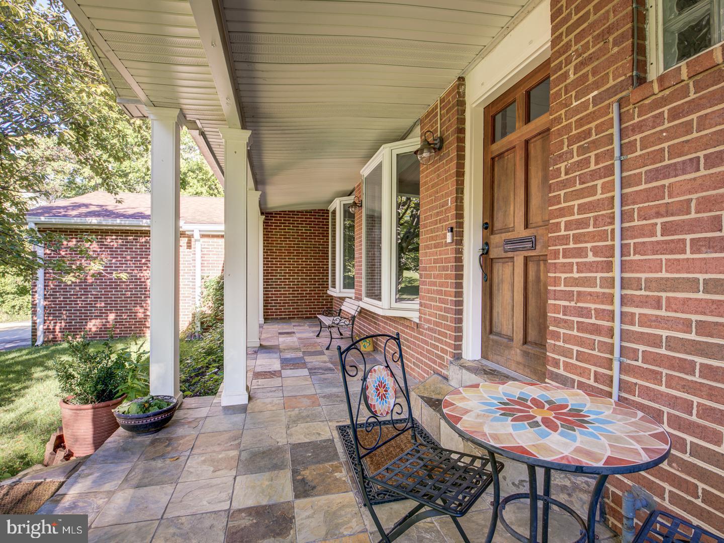 1633 Wrightson Drive McLean, VA 22101 - Photo 5 of 69