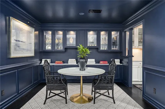 $575,000 | 3050 Margaret Mitchell Drive Northwest, Unit 19, Atlanta, GA 30327