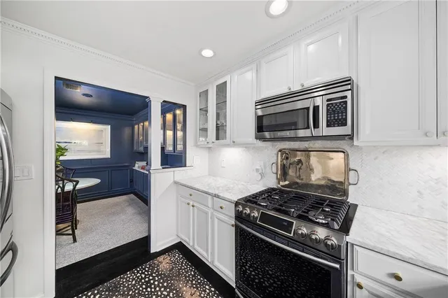 $575,000 | 3050 Margaret Mitchell Drive Northwest, Unit 19, Atlanta, GA 30327