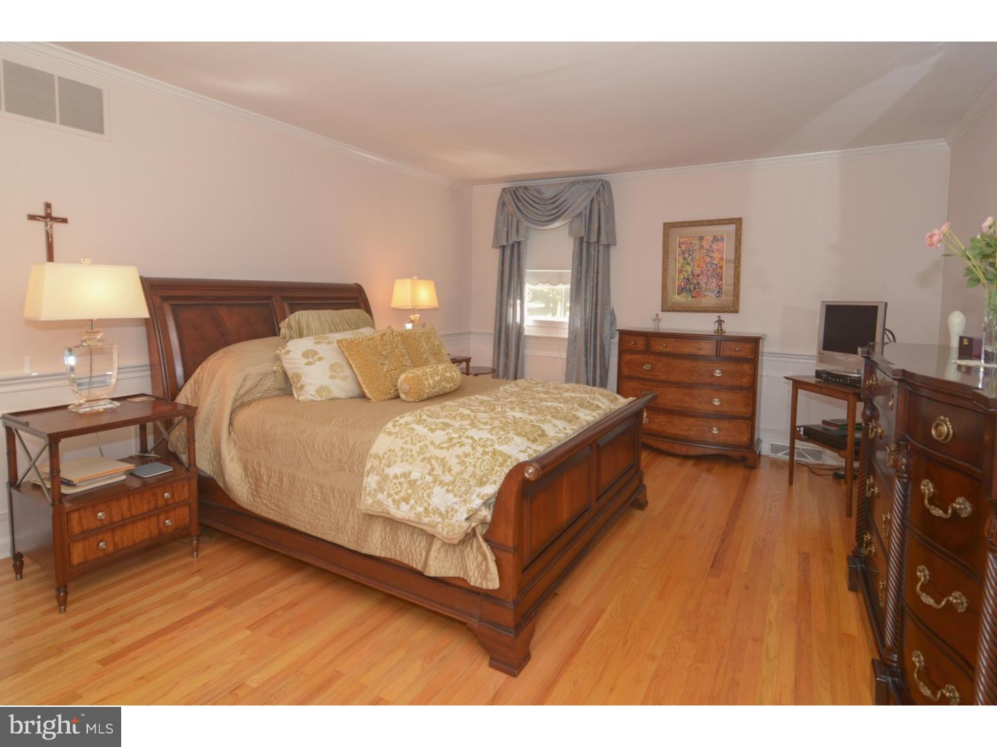 145 Barberry Road North Wales, PA 19454 - Photo 12 of 19 Gallery Image 12