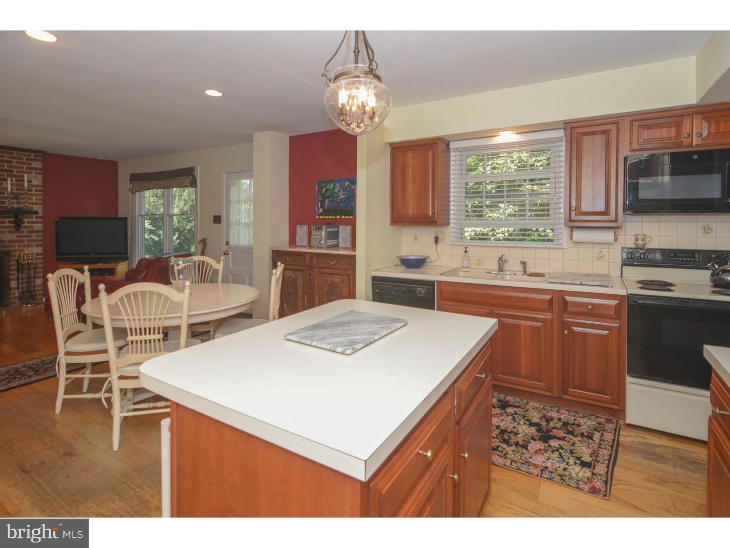 145 Barberry Road North Wales, PA 19454 - Photo 7 of 19 Gallery Image 7