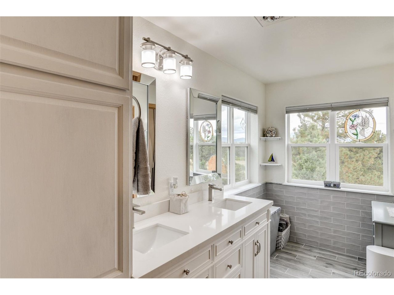 3480 Singletree Road Hartsel, CO 80449 - Photo 34 of 50 En-Suite Bathroom