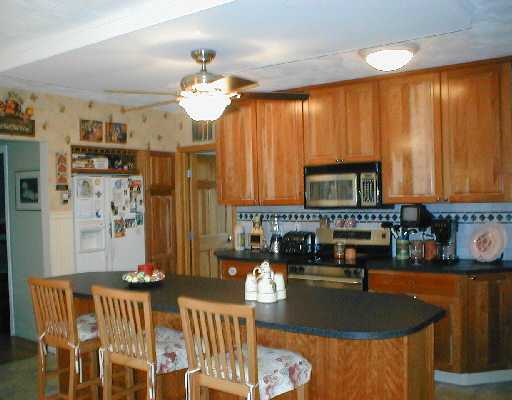 83 Glenham Road Cranston, RI 02921 - Photo 4 of 5 Other.