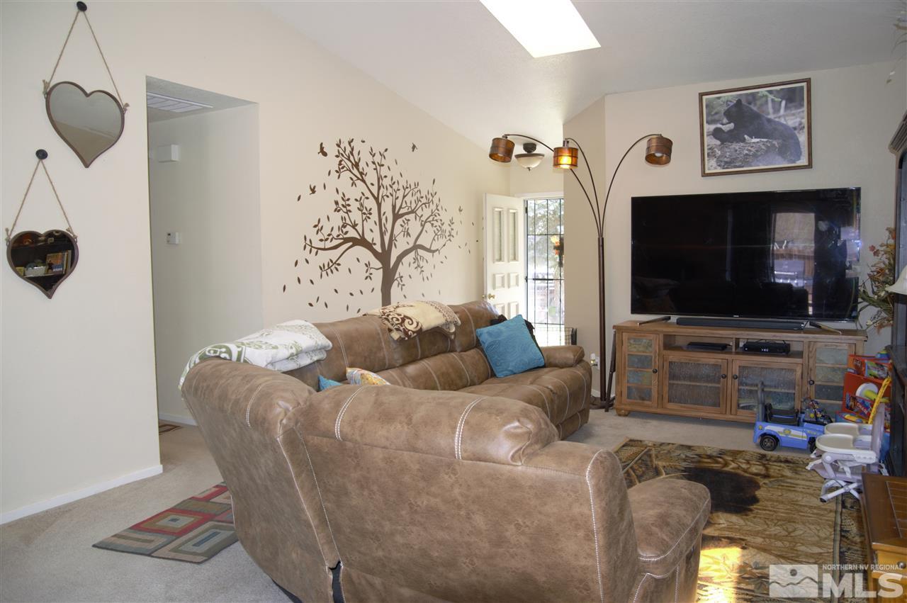 1366 Rancho Road Gardnerville, NV 89460 - Photo 4 of 20 Photo 4