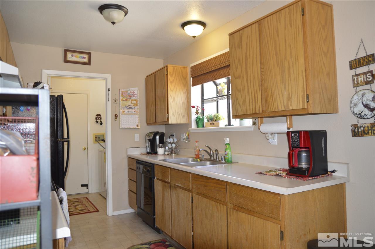 1366 Rancho Road Gardnerville, NV 89460 - Photo 6 of 20 Photo 6