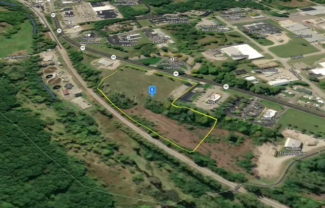 $729,999 | 409 West Carleton Road, Hillsdale, MI 49242