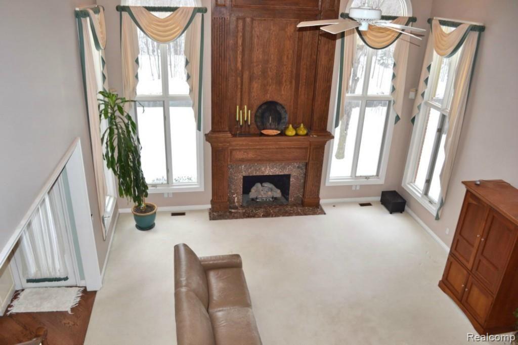 3609 Cedar Brook Drive Rochester, MI 48309 - Photo 3 of 27 Two Story Great Room