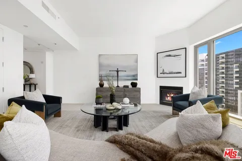 $2,295,000 | 10727 Wilshire Boulevard, Unit 1001, Los Angeles, CA 90024