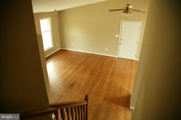 14909 Falling Waters Road Williamsport, MD 21795 - Photo 23 of 29 Interior (General)