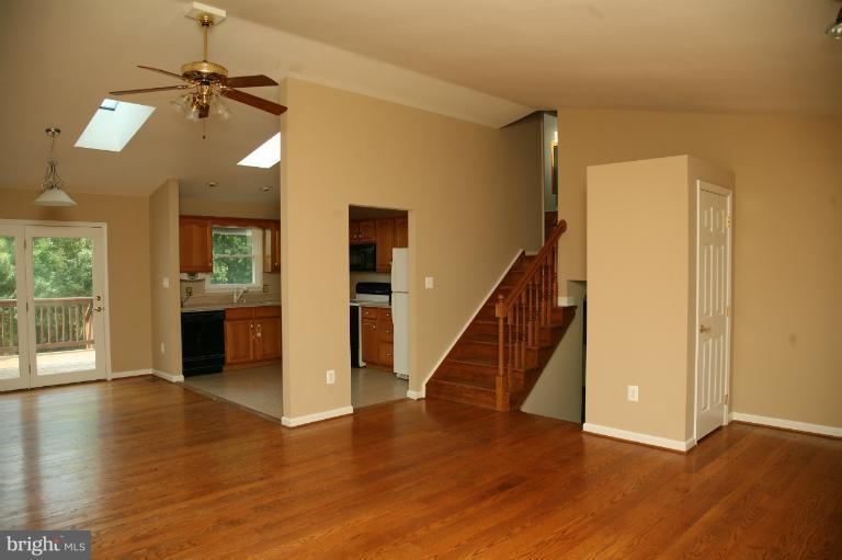 14909 Falling Waters Road Williamsport, MD 21795 - Photo 28 of 29 Interior (General)