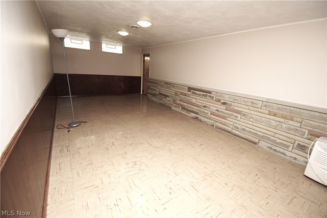 30413 Vineyard Road Willowick, OH 44095 - Photo 15 of 25 Finished recreation room