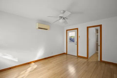 $599,900 | 913 Taulbee Lane, Austin, TX 78757