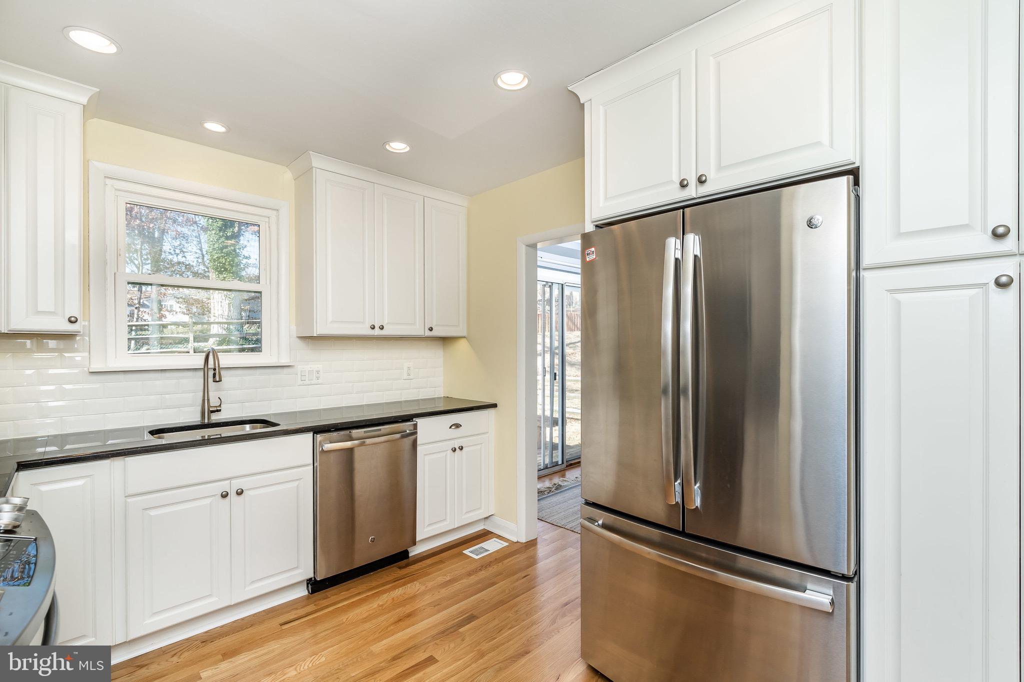 2020 Rollingwood Road Baltimore, MD 21228 - Photo 13 of 39 Gallery Image 13