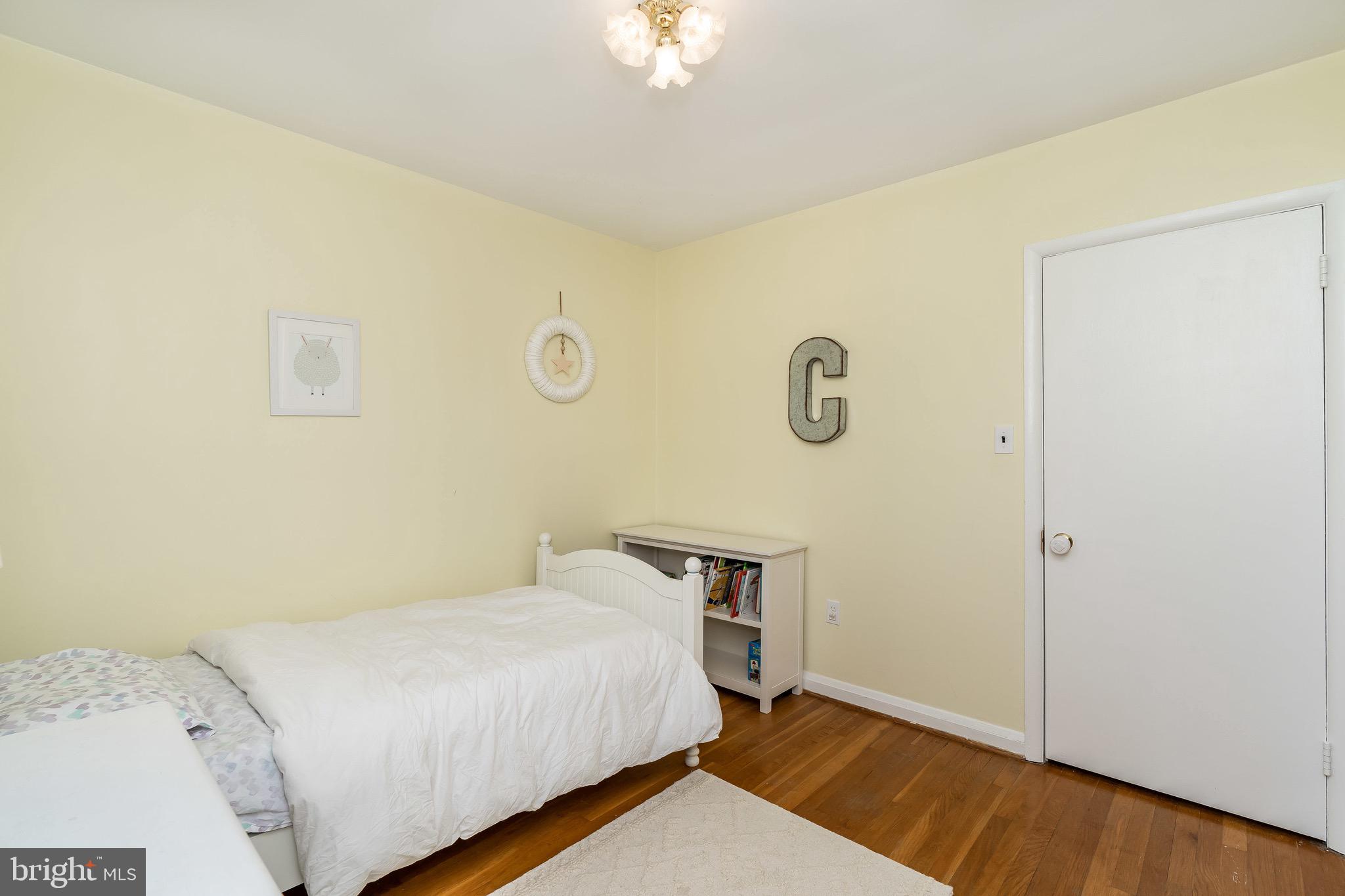 2020 Rollingwood Road Baltimore, MD 21228 - Photo 23 of 39 3rd Bedroom