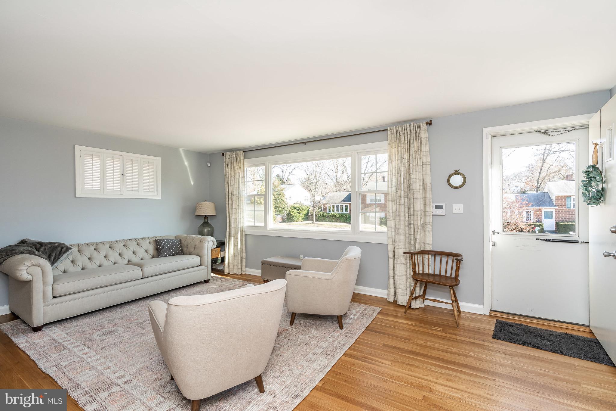 2020 Rollingwood Road Baltimore, MD 21228 - Photo 4 of 39 Refinished Hardwood floors