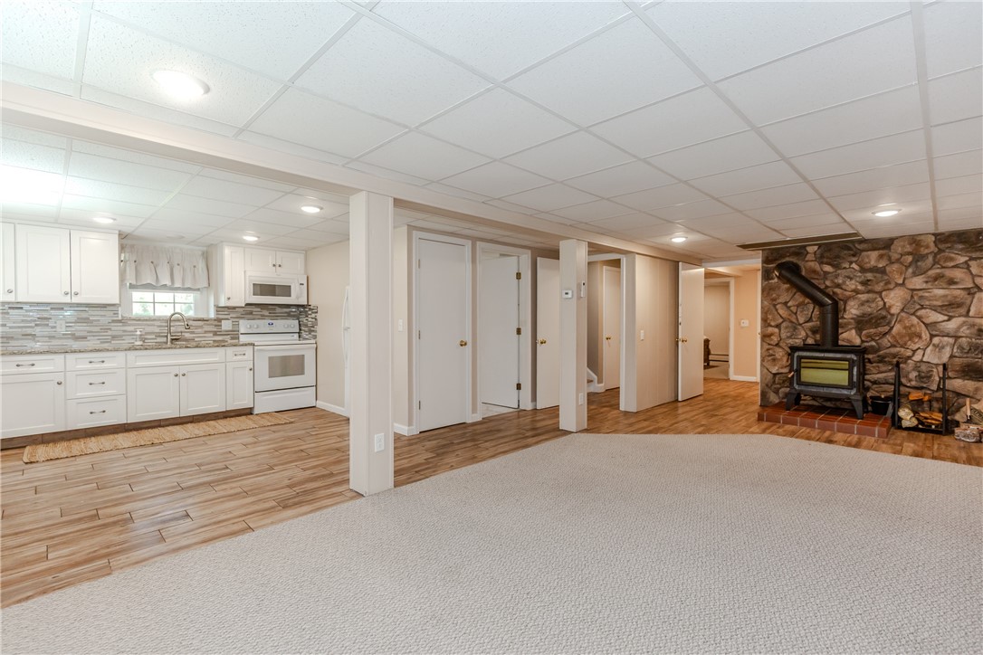 4 Clark Road Smithfield, RI 02917 - Photo 26 of 50