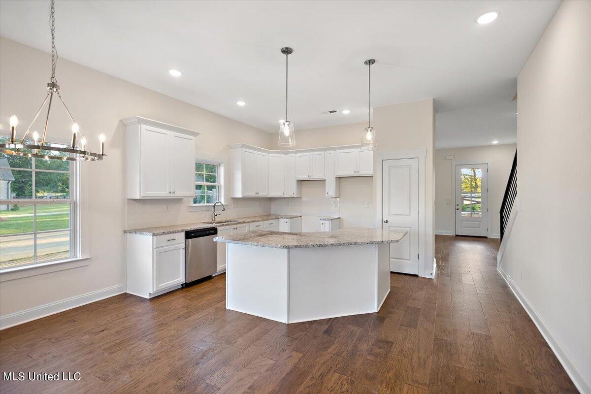 3138 Meadows Way Hernando, MS 38632 - Photo 7 of 27 HOLLY