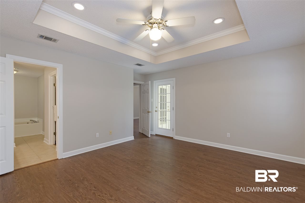 201 Ridgewood Drive Daphne, AL 36526 - Photo 12 of 24