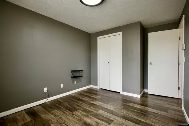 $316,000 | 1450 South Illinois Avenue, Casper, WY 82609