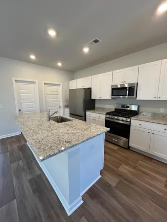 $2,400 | 359 Pine Crest View Drive, Summerville, SC 29486