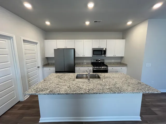 $2,500 | 359 Pine Crest View Drive, Summerville, SC 29486