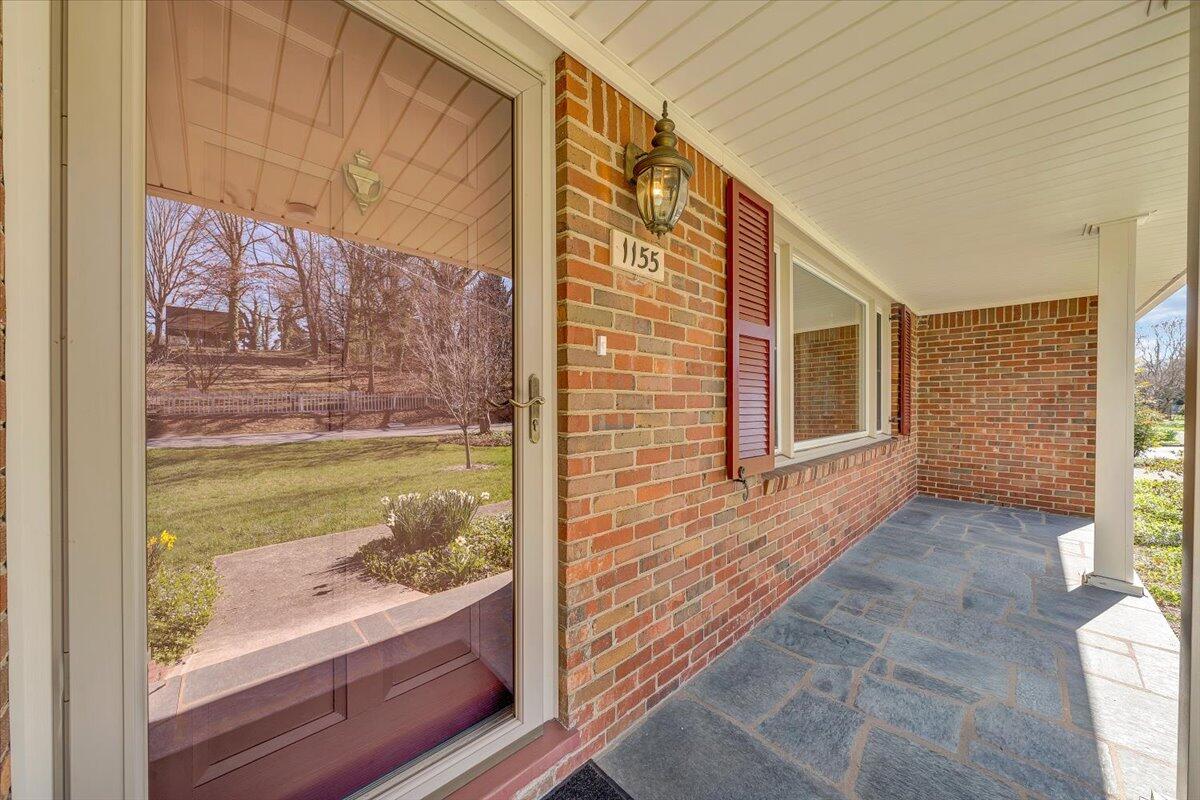 1155 Welch Road Southwest Roanoke, VA 24015 - Photo 18 of 51 NICE FRONT ENTRANCE!